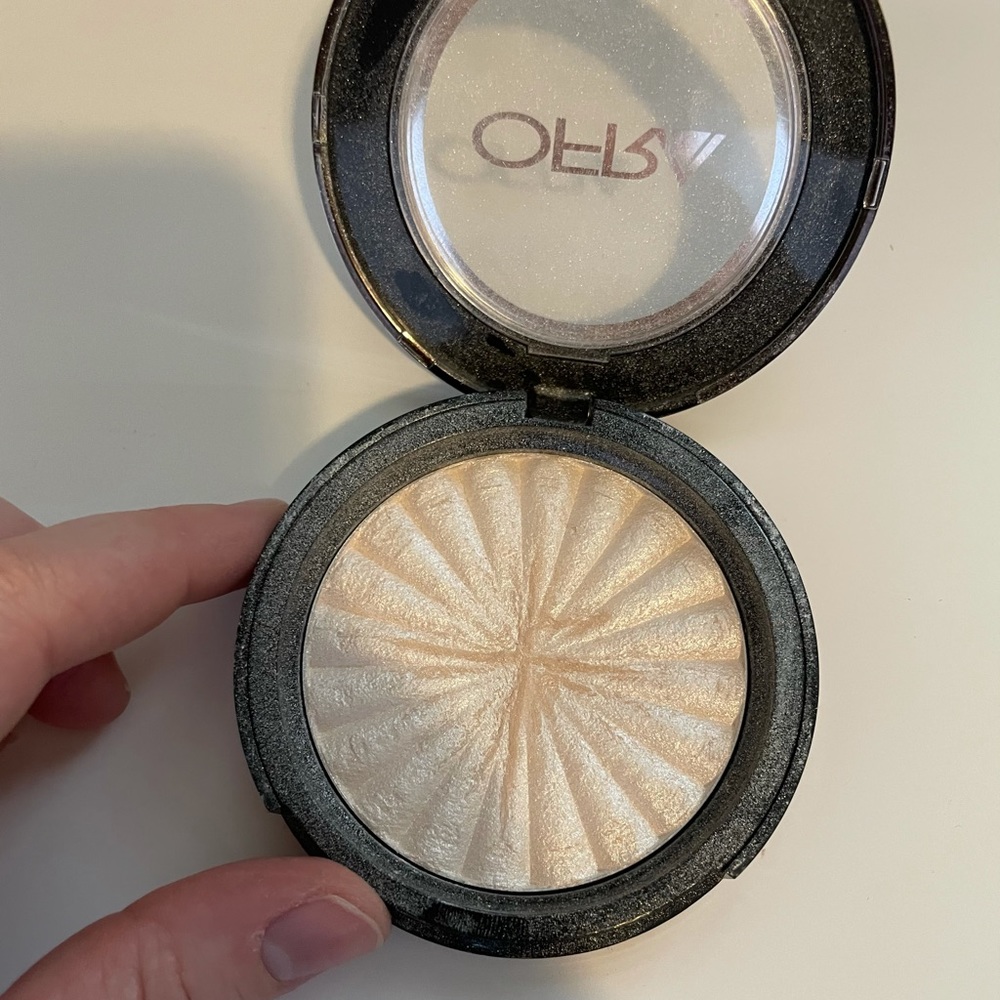 Ofra glazed donut highlighter